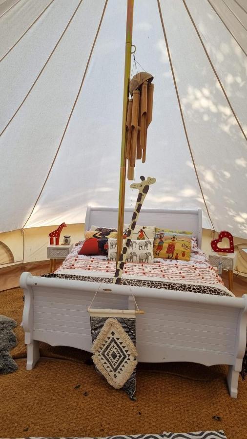 Secret Garden Glamping African Themed Tent Newark upon Trent Dış mekan fotoğraf