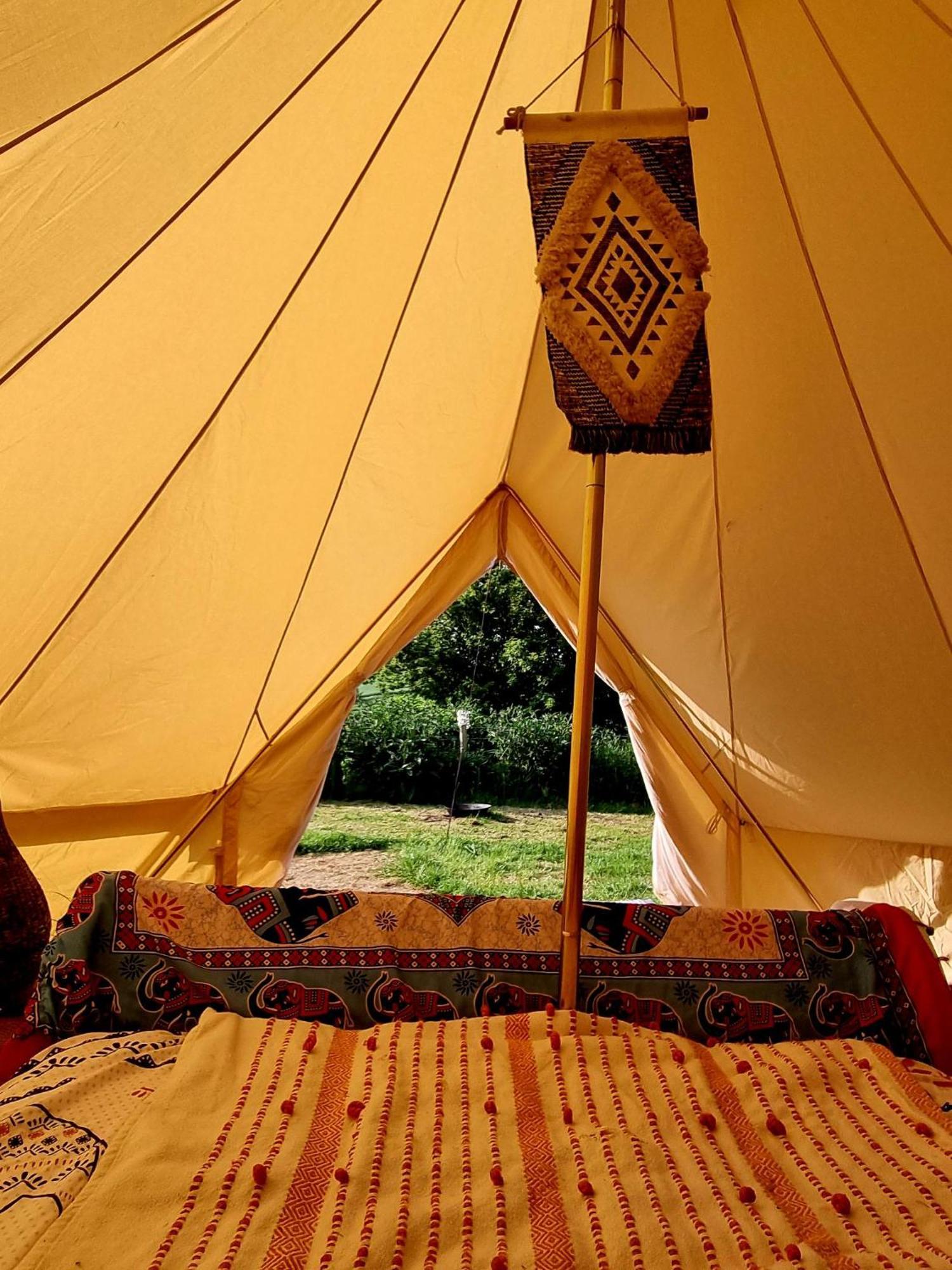 Secret Garden Glamping African Themed Tent Newark upon Trent Dış mekan fotoğraf