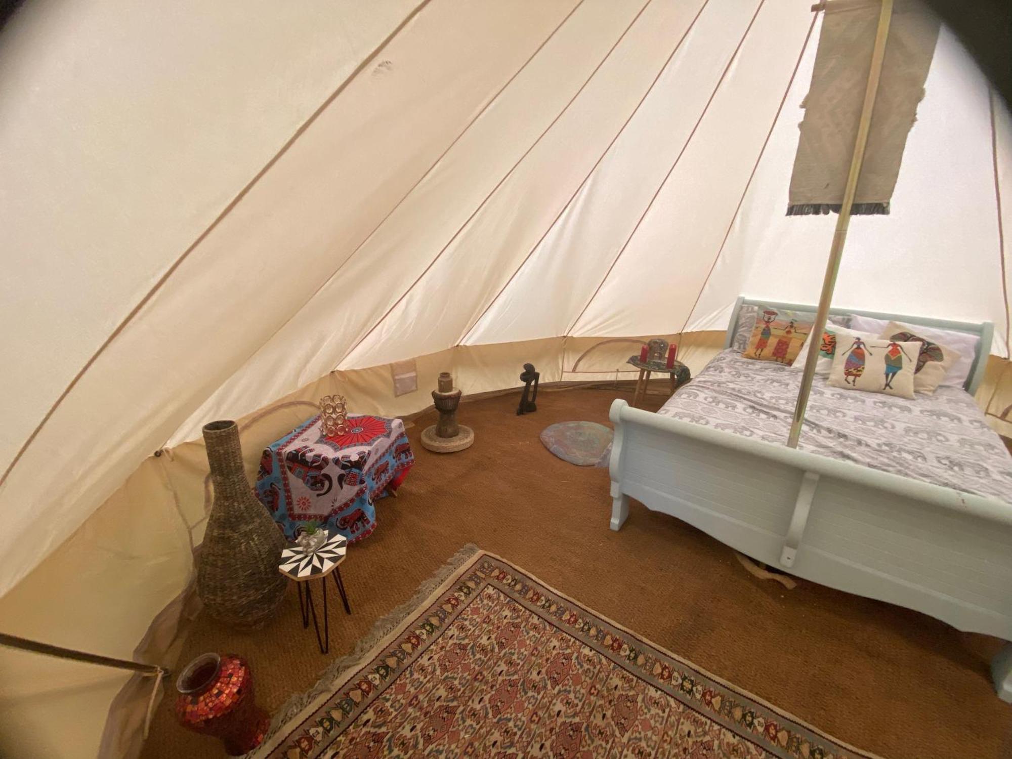 Secret Garden Glamping African Themed Tent Newark upon Trent Dış mekan fotoğraf